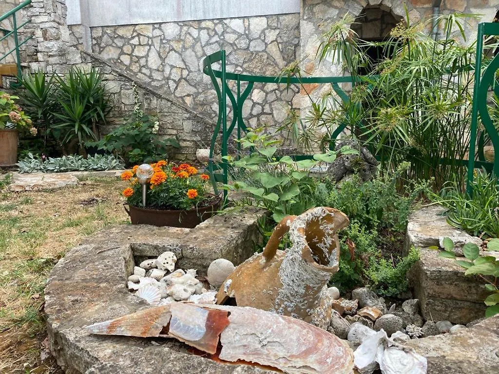 Affittacamere Guesthouse Sea View Pola