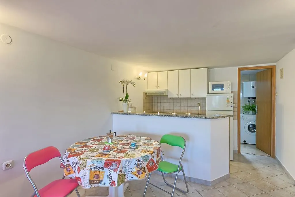 Affittacamere Guesthouse Sea View Pola