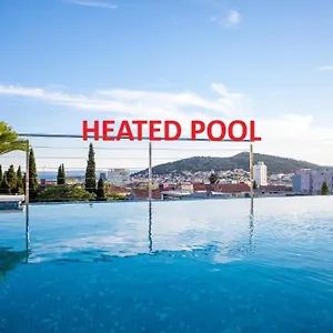 **** Hotel Art Croazia